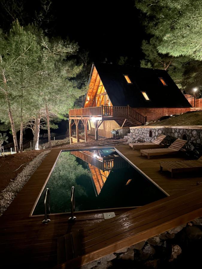 Panurlawoodenhouse Oezel Havuz& Sauna Mavi 外观 照片