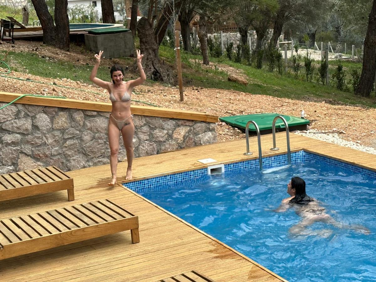 Panurlawoodenhouse Oezel Havuz& Sauna Mavi 外观 照片